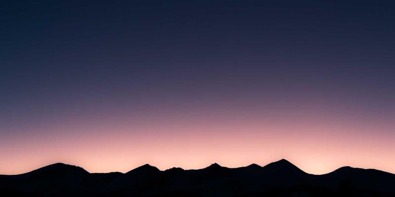 量子密钥分发(QKD)网络架构：构建下一代通信安全的基石与关键网络技术